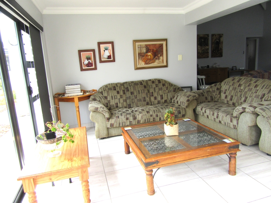 3 Bedroom Property for Sale in Hartenbos Central Western Cape